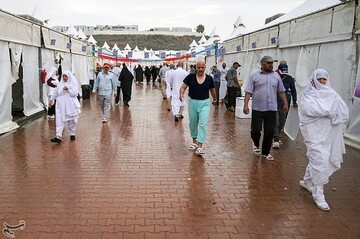 بارش باران در سرزمین منا