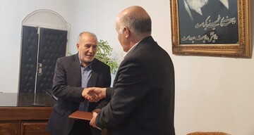  مدیر کل آموزش وپرورش لرستان از مدیر کل زندانهای استان تقدیر کرد