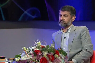 حمله سردبیر سابق کیهان به اصولگرایان در دفاع از عادل فردوسی پور