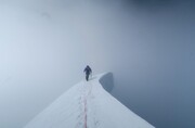 عکس | صعود به قله برفی در عکس روز نشنال جئوگرافیک