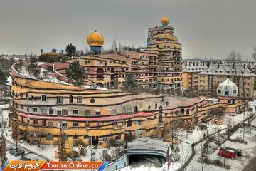 معماری‌های عجیب و کمی غریب هاندرتواسر