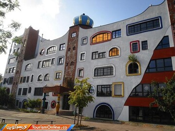 معماری‌های عجیب و کمی غریب هاندرتواسر