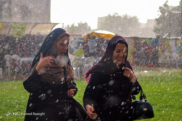 جشنواره بادبادک‌ها در زنجان