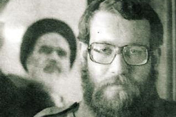 تصویری از علی لاریجانی در دهه شصت در لباس سپاه پاسداران