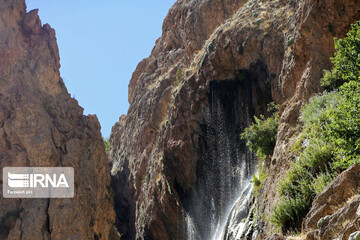 گردشگران در تنگه واشی