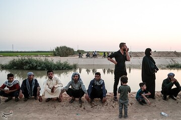 نخستین دوره مسابقات شتر سواری در روستای شیخ زهراب از توابع شهرستان حمیدیه