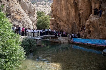 این جشنواره با هدف معرفی جاذبه های گردشگری استان کرمانشاه برگزار شد