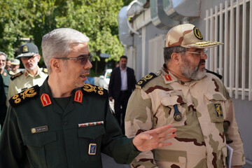اللواء باقري: ايران تتحول الى قوة لاتهزم في المرحلة الثانية للثورة الاسلامية 