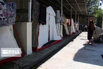 چادرنشینی سیل زدگان در گنبدکاووس پس از گذشت 5 ماه