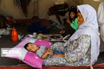 چادرنشینی سیل زدگان در گنبدکاووس پس از گذشت 5 ماه