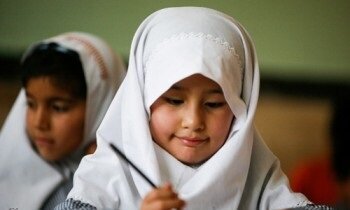 فرزندان اتباع غیرقانونی با مجوز خاص وزارت کشور در مدارس ثبتنام میشوند