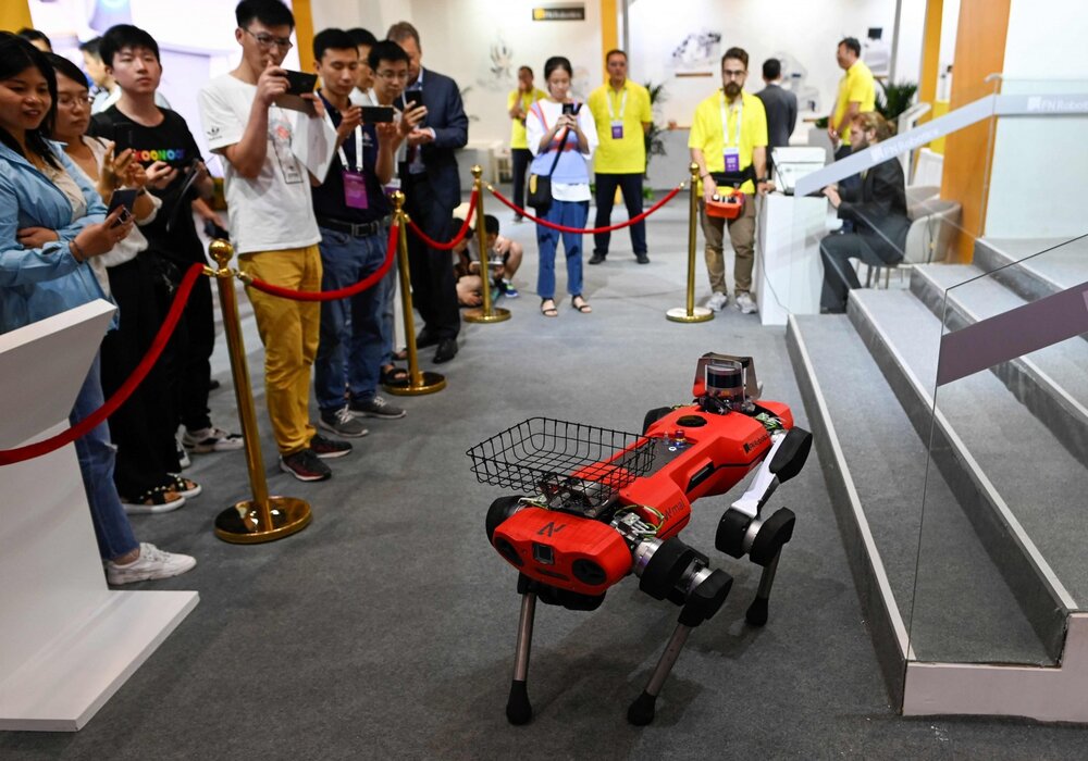 Конференции робототехника. Китайские роботы. Робототехника в Китае. Выставка роботов в Китае. Роботизация Китая.