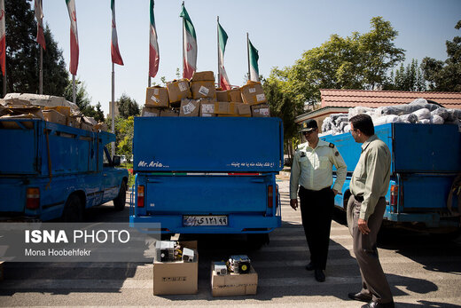 کشف کامیون‌های میلیاردی کالای قاچاق در تهران