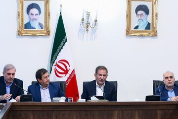 جهانگیری: مسئولان اجرایی به جای مکاتبات اداری و فرایندهای طولانی موانع تولید را رفع کنند