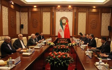 در دیدار ظریف با همتای چینی چه گذشت؟ / 6 موضوع مهم در دستور مذاکرات