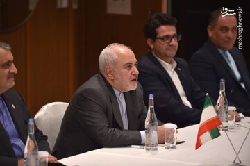 ظریف: آمریکا برای مذاکره باید بلیت بازگشت به برجام را خریداری کند/ خواهان دیداری با نتیجه هستیم
