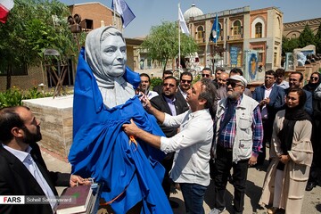 رونمایی از سردیس‌های هنرمندان در شهرک سینمایی ایران