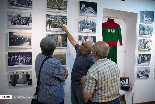 نمایشگاه عکس «غلامرضا تختی و کشتی ایران»