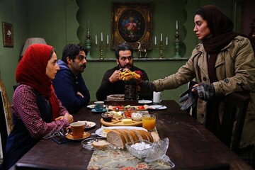 میلاد کی‌مرام و یک گلخانه مرموز در «سورنجان»