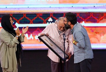 مسعود ولدبیگی در بیست و یکمین جشن سینمای ایران