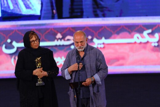 آتیلا پسیانی و گوهر خیراندیش در بیست و یکمین جشن سینمای ایران