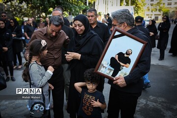 تشییع پیکر مهدی شادمانی