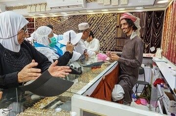 خرید زائران کشورهای خارجی از بازارهای مکه