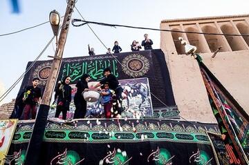 آیین نخل برداری در میبد یزد