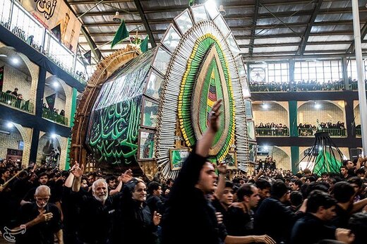 آیین نخل برداری در میبد یزد