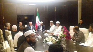 دیدار ظریف با اساتید و دانشجویان ادبیات فارسی در بنگلادش