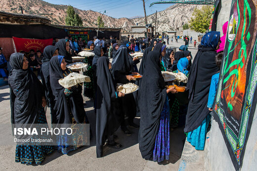 سوگواری زنان زیلایی برای حضرت اباعبدالله الحسین(ع)