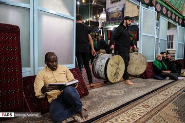 مراسم سنتی «مشق شمشیر» در قم