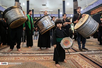 مراسم سنتی «مشق شمشیر» در قم