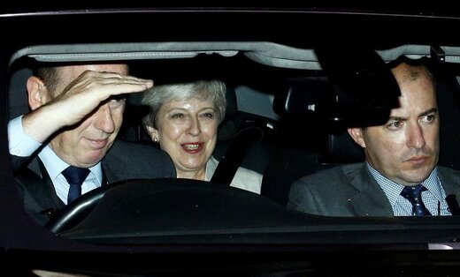  ترزا می، نخست‌وزیر سابق انگلیس، پارلمان لندن را ترک کرد