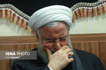 عزاداری امام حسین(ع) با حضور رئیس‌جمهور