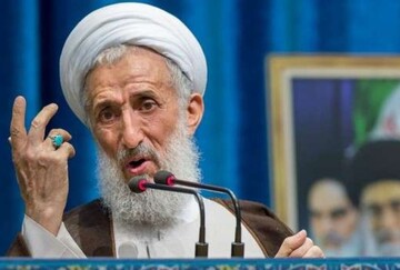 روزنامه جمهوری اسلامی خطاب به خطیب جمعه تهران:آقای صدیقی! دقت کنید که چه می گویید