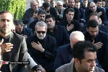 مراسم عزاداری سید و سالار شهیدان در جوار مقبره شهدای گمنام مجلس شورای اسلامی