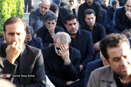 مراسم عزاداری سید و سالار شهیدان در جوار مقبره شهدای گمنام مجلس شورای اسلامی
