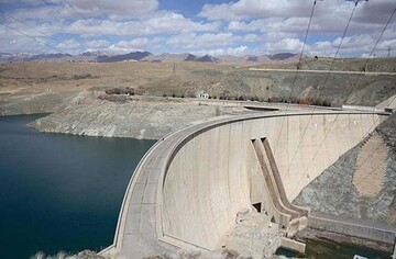 زاینده رود تا پایان بهار آینده جاری است