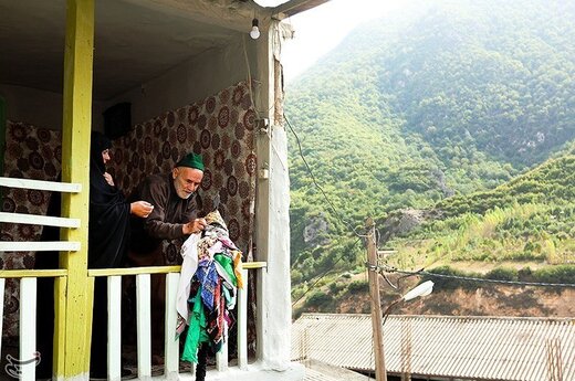آیین علم بندان روز تاسوعا در روستای زیارت گرگان