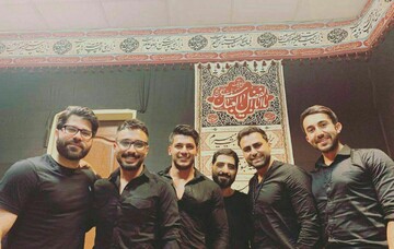 عکس | حامد همایون و پازل بند در هیئت مجید بنی فاطمه