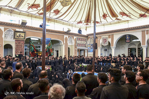 مراسم عزاداری روز عاشورا در کرمان