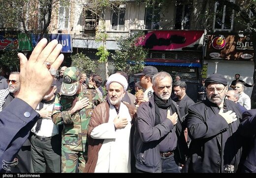 تصویری از مسعود پزشکیان و محسن رضایی در مراسم روز عاشورای تبریز تصویری از مسعود پزشکیان و محسن رضایی در مراسم روز عاشورای تبریز