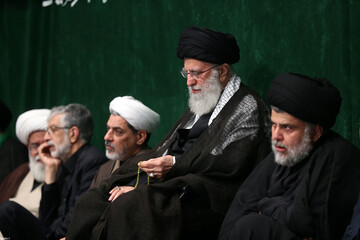 تصاویر | جذب حداکثری یعنی این مجلس عزاداری با حضور رهبر انقلاب