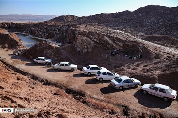 شنا در گنبد نمکی