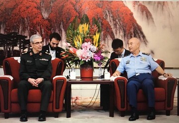 تصویری از احترام نظامی چینی‌ها به سرلشکر باقری/جزئیات دیدار با ژنرال شو چیلیانک