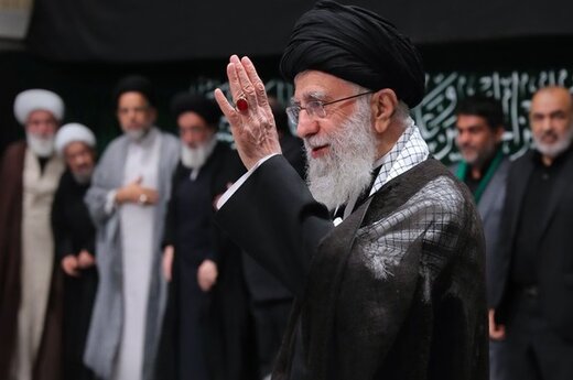فرماندهان بلندپایه نظامی در مراسم عزاداری بیت رهبری +عکس فرماندهان بلندپایه نظامی در مراسم عزاداری بیت رهبری +عکس