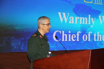 سرلشکر باقری: ایران آماده دفاع قاطعانه از امنیت خود در خلیج فارس است/در برجام راهی جز بازگشت به تعامل نیست