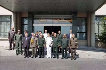 کدام فرماندهان نظامی سرلشکر باقری را در سفر به چین همراهی می‌کنند؟ +عکس