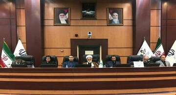 استاندار مرکزی:
بعضی ها در هیئت عزاداری امام حسین هم وحدت شکنی می کنند